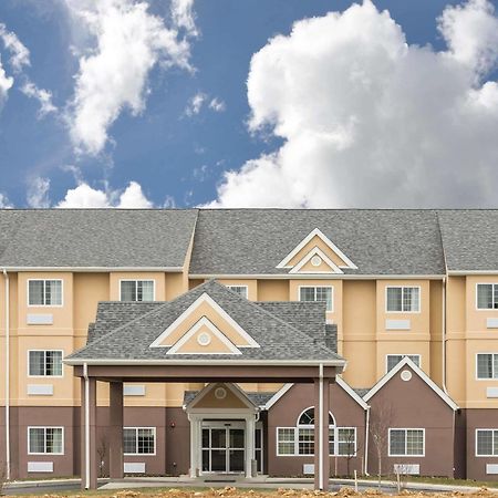 Microtel Inn & Suites By Wyndham Beaver Falls Bagian luar foto