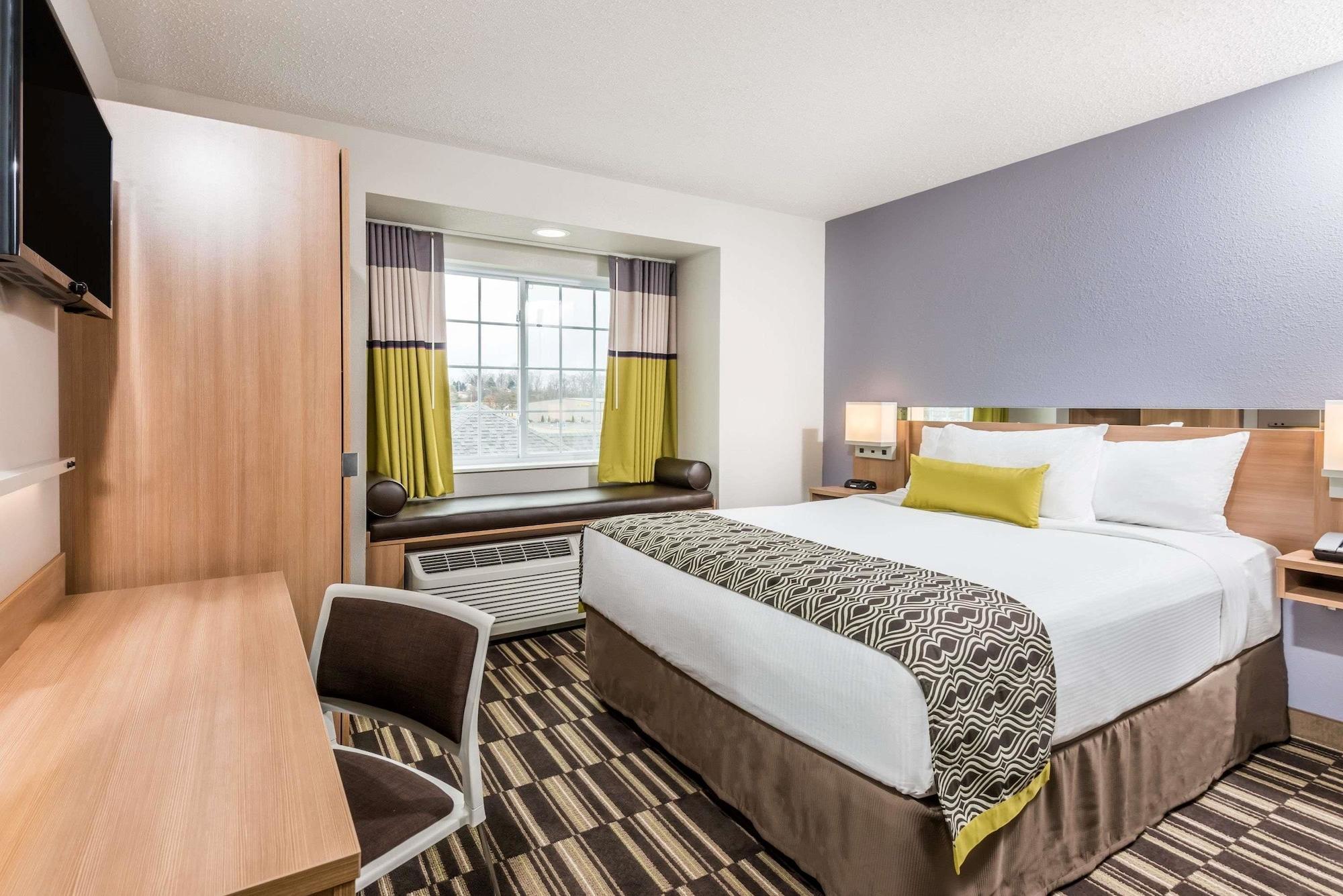 Microtel Inn & Suites By Wyndham Beaver Falls Bagian luar foto